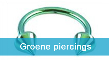 groene piercings